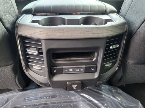 New 2026 RAM 2500 Limited AWD/4WD image 10