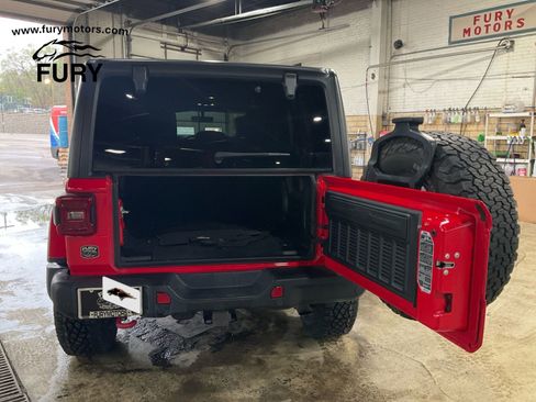 Used 2019 Jeep Wrangler Unlimited Rubicon AWD/4WD image 19