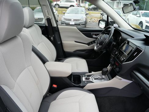 Used 2020 Subaru Forester Premium AWD/4WD image 18