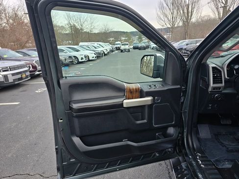 Used 2018 Ford F150 Lariat w/ Equipment Group 502A Luxury image 13