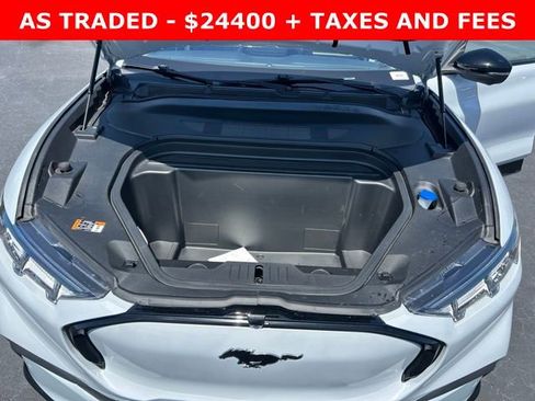 Used 2021 Ford Mustang Mach-E Premium RWD image 11