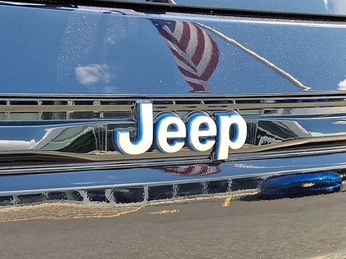 Used 2024 Jeep Grand Cherokee Limited 4xe image 35