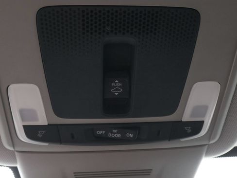 Used 2023 Honda CR-V EX-L image 30