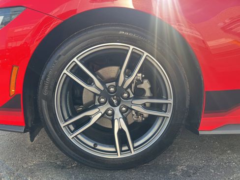 Used 2024 Ford Mustang Coupe RWD image 19