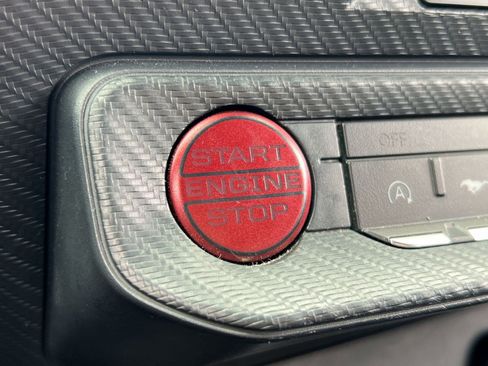 Used 2024 Ford Mustang Coupe RWD image 25