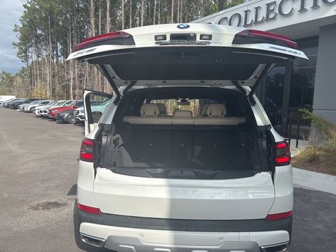 Used 2020 BMW X5 sDrive40i w/ Luxury Seating Package image 16
