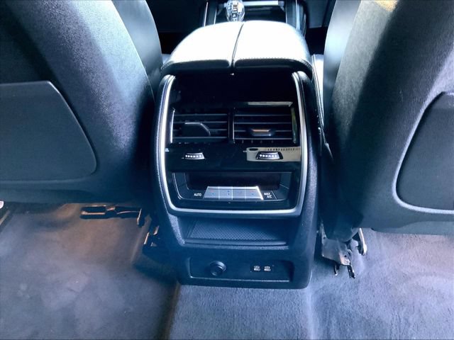 Used 2019 BMW X7 xDrive50i w/ M Sport Package AWD/4WD image 25