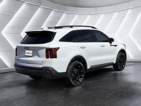 Used 2025 Kia Sorento X-Line EX image 4