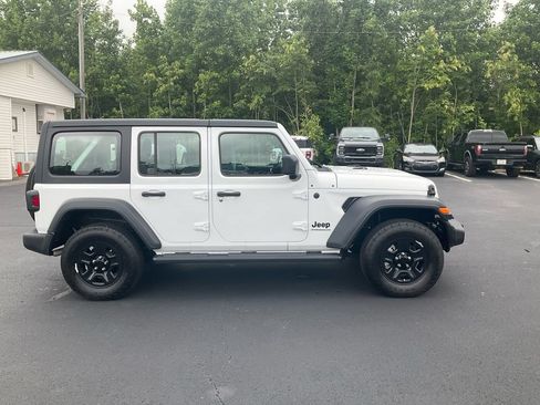 Used 2026 Jeep Wrangler Unlimited Sport AWD/4WD image 4