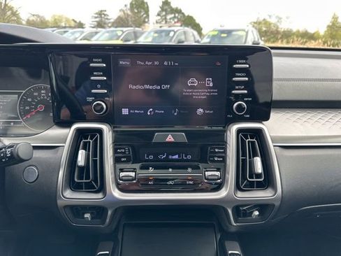 Used 2021 Kia Sorento S w/ Panoramic Sunroof Package AWD/4WD image 25