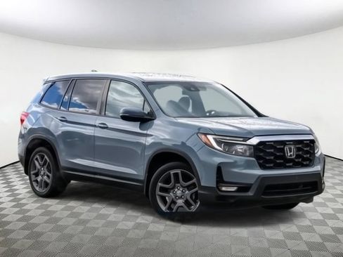 Used 2023 Honda Passport EX-L image 2