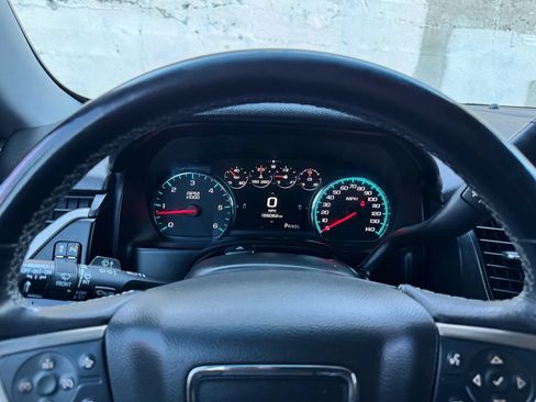 Used 2019 GMC Yukon Denali w/ Denali Ultimate Package AWD/4WD image 36