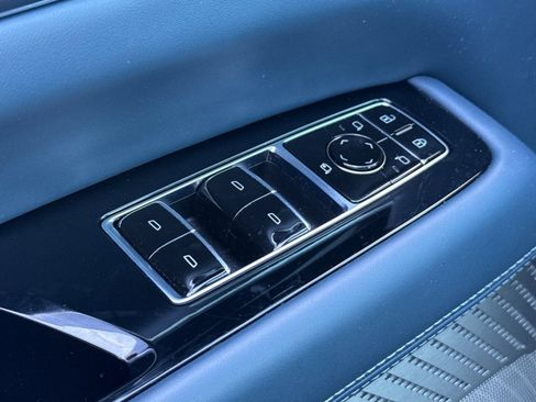 Used 2025 Cadillac Escalade IQ Sport 2 image 11