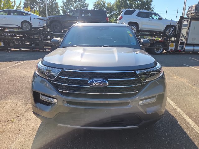 Used 2022 Ford Explorer XLT w/ Equipment Group 202A RWD image 8