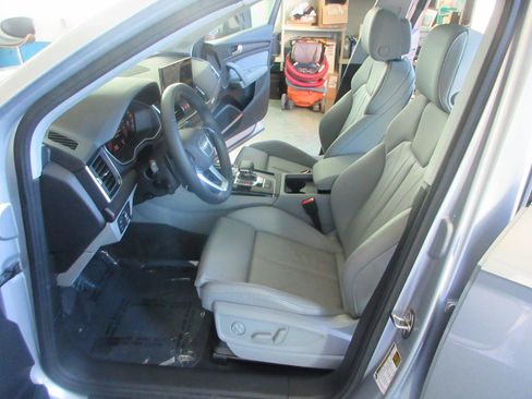 Used 2024 Audi Q5 2.0T Premium Plus w/ Premium Plus Package AWD/4WD image 10