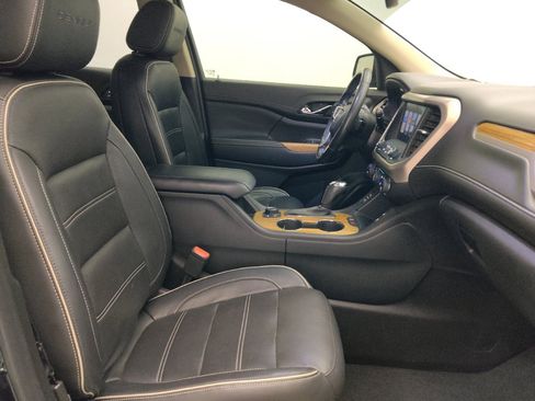 Used 2019 GMC Acadia Denali FWD image 21