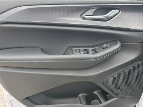 New 2026 Jeep Grand Cherokee Laredo RWD image 14