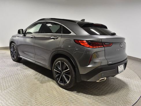 Certified 2025 INFINITI QX55 Essential image 9
