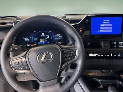 Certified 2025 Lexus UX 300h AWD w/ Accessory Package (Z1) image 25