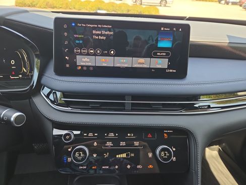 Used 2026 INFINITI QX60 Sport image 14