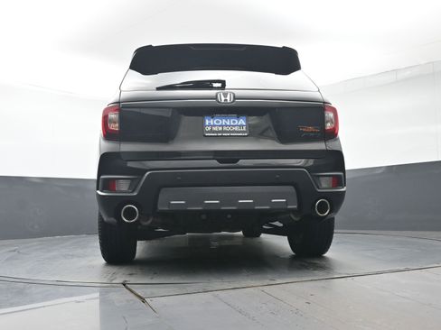Certified 2023 Honda Passport TrailSport image 33