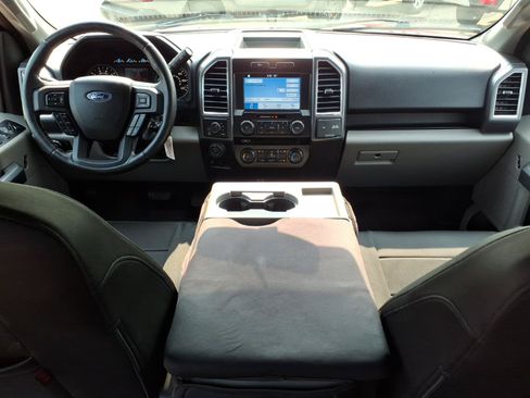 Used 2016 Ford F150 XLT w/ Equipment Group 302A Luxury AWD/4WD image 12