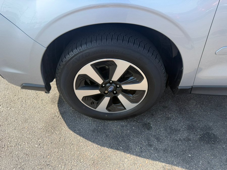 Used 2018 Subaru Forester 2.5i Limited AWD/4WD image 3