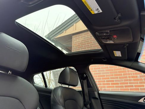 Certified 2023 Kia Stinger GT2 image 16