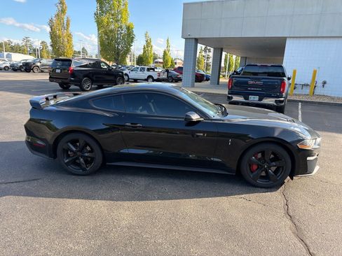 Used 2019 Ford Mustang Coupe w/ Ecoboost Performance Package RWD image 7