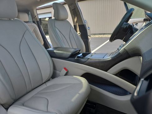 Used 2017 Lincoln MKX Reserve w/ Lincoln MKX Climate Package AWD/4WD image 13