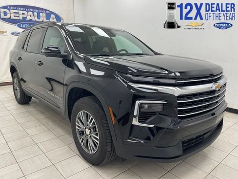 New 2026 Chevrolet Traverse LT w/ Driver Confidence Package AWD/4WD image 1