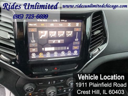 Used 2019 Jeep Cherokee Limited AWD/4WD image 16