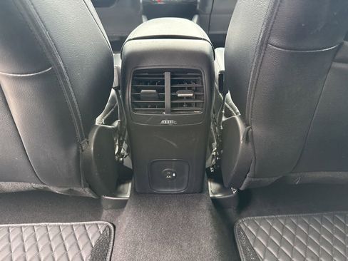 Used 2022 Ford Escape SEL w/ Technology Package FWD image 22