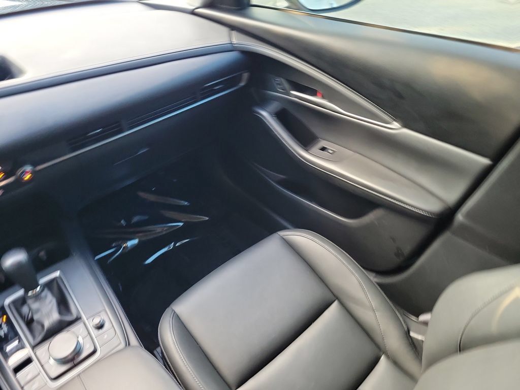 Used 2022 MAZDA CX-30 AWD 2.5 S w/ Select Package image 11