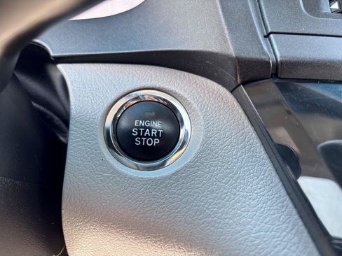 Used 2017 Toyota Sienna XLE w/ XLE Navigation Package FWD image 35