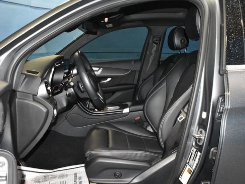 Used 2022 Mercedes-Benz GLC 300 4MATIC image 8