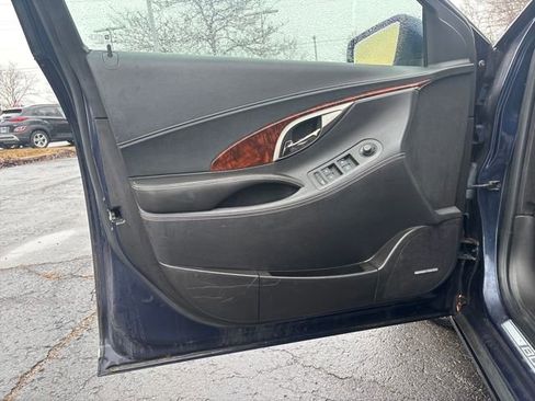 Used 2010 Buick LaCrosse CXS w/ Touring Package image 12