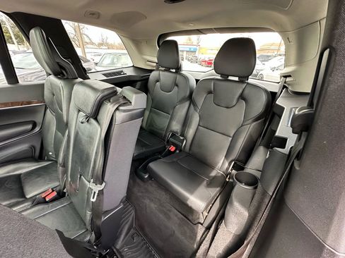 Used 2016 Volvo XC90 T6 Momentum w/ Protection Package Plus image 19