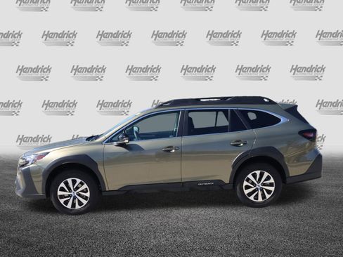 Used 2025 Subaru Outback Premium image 6