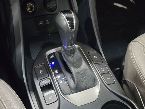 Used 2018 Hyundai Santa Fe SE w/ SE Ultimate Tech Package 03 image 15