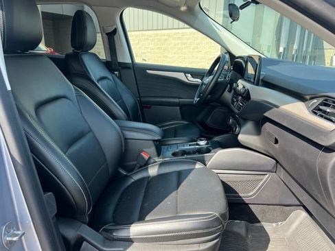 Used 2022 Ford Escape SEL AWD/4WD image 11