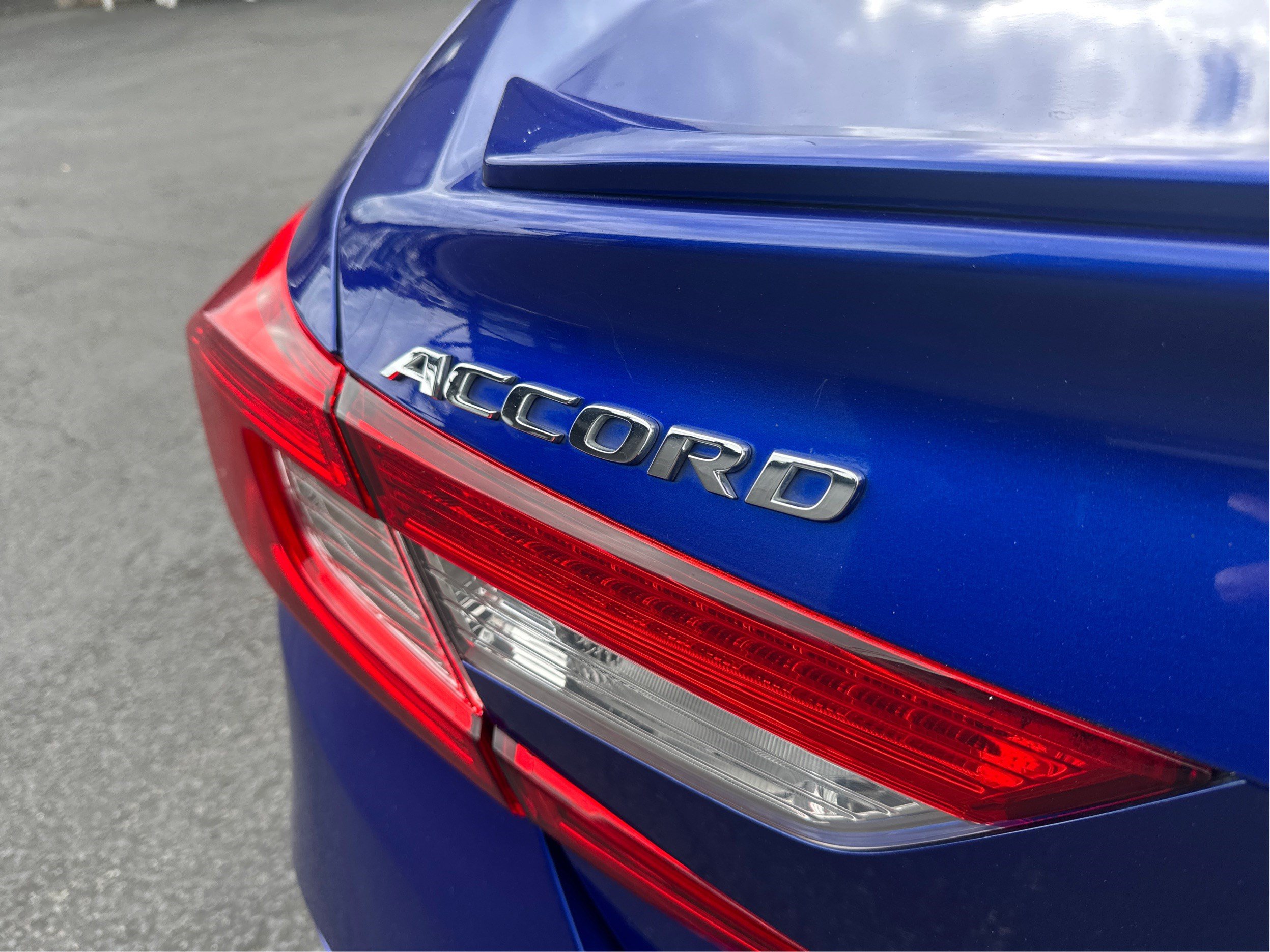 Used 2018 Honda Accord Sport image 26
