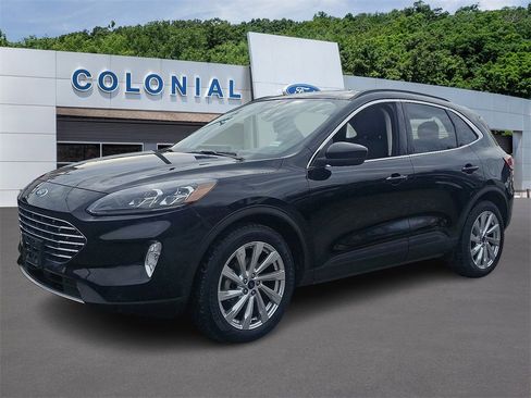 Certified 2022 Ford Escape Titanium w/ Titanium Elite Package image 3