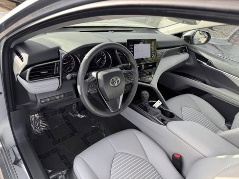 Certified 2023 Toyota Camry SE image 10