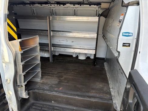 Used 2021 Chevrolet Express 3500 w/ Driver Convenience Package RWD image 17