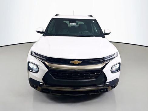 Used 2022 Chevrolet TrailBlazer ACTIV w/ Technology Package image 2