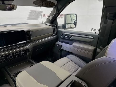 Used 2025 Chevrolet Silverado 2500 ZR2 w/ ZR2 Bison Edition image 26