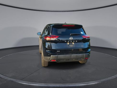 Used 2024 Nissan Rogue SV FWD image 7