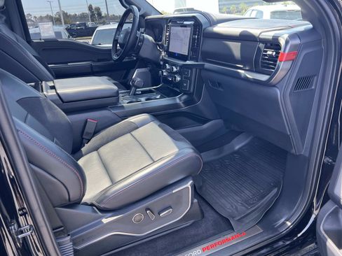 Used 2025 Ford F150 Raptor AWD/4WD image 32