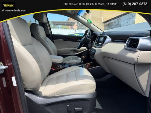 Used 2017 Kia Sorento EX FWD image 14